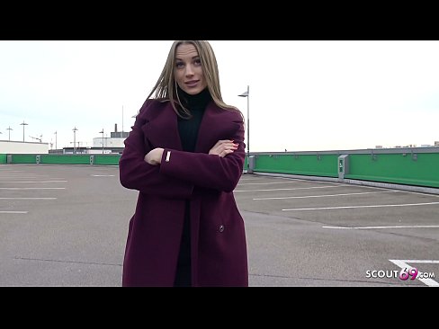❤️ GERMAN SCOUT SE YON RÈV TOUCH STEELE, PARKING TELLTALE AK SEXY POU LAJAN ❤ Videyo pònografi nan nou ❌❤