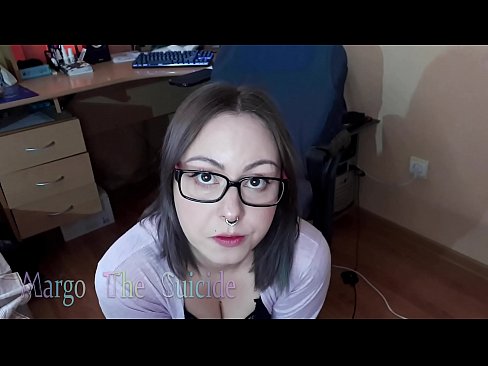 ❤️ Ti fi sexy ak linèt souse gode pwofondman sou kamera ❤ Videyo pònografi nan nou ❌❤
